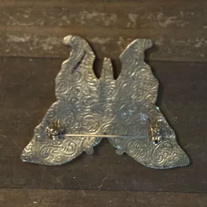 Vintage gold tone embossed butterfly brooch thumbnail 3