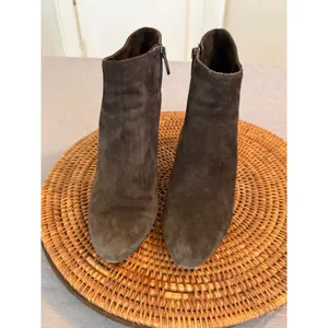 Vince Camuto Womens Dark Olive‎ Green Suede Stiletto Ankle Booties Pointed Toe thumbnail 2