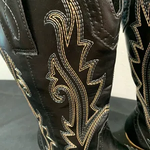 HISEA COWBOY Boots for women Western Cowgirl with chunky heel. thumbnail 3