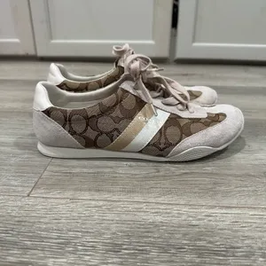 Coach Kelson Outline Signature Sneaker Size 7.5 thumbnail 2