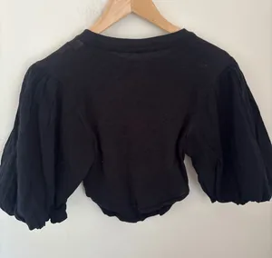 Free‎ People Black Puff Sleeve Ruched Crop Top XS Slub Knit Balloon Sleeve Boho thumbnail 1