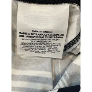 Nike Dri‑Fit Size L Black & White Print Capri Leggings thumbnail 6