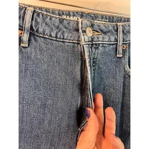 Old Navy Extra High Rise Wide Leg Denim Secret Pockets Jeans Size 12 thumbnail 3