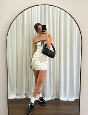 Isabelle’S Cabinet Dress Size Medium!!! thumbnail 3