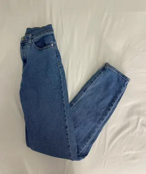 Urban Outfitters BDG Girlfriend High Rise Jeans thumbnail 3