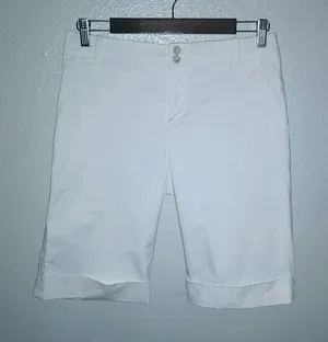 Banana Republic 6 High Rise Stretch Bermuda White Shorts thumbnail 1