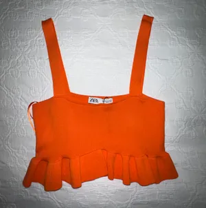 Zara Crop Top thumbnail 1