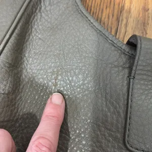 Banana Republic Peddled‎ Leather Shoulder Bag Taupe thumbnail 11