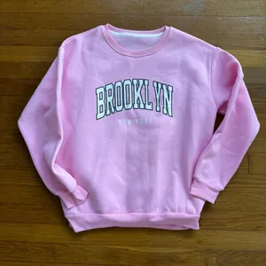 Brooklyn, NY Sweatshirt Size Medium Pink thumbnail 1