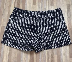LOFT Navy and White Textured Pattern High Waist Shorts Women’s Size 4 thumbnail 1