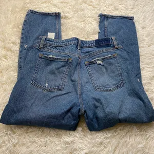 Abercrombie high rise mom jeans thumbnail 4