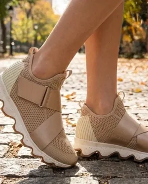 Sorel Women's Kinetic Sneak Mesh Slip On Athletic Sneakers Natural Tan Size 10 thumbnail 1