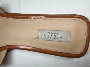 Steven By Steve Madden Tan Croc-Embossed Slide Sandals 11 casual neutral summer thumbnail 4