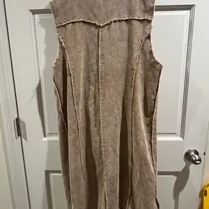 POL Studded Camel Corduroy Sleeveless Distressed Dress Duster Sz large Festival thumbnail 4