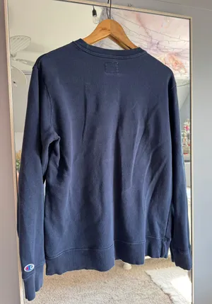 Crewneck thumbnail 4