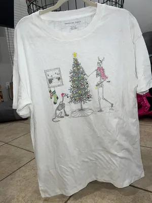 American Eagle Outfitters Tshirt thumbnail 1