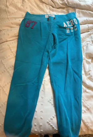 Aeropostale pants thumbnail 1