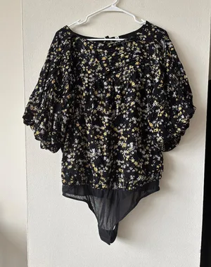 Free People Black Floral Short Sleever Bodysuit - Size Large thumbnail 1