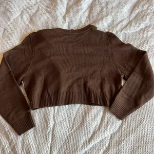 H&M Short Cardigan thumbnail 2