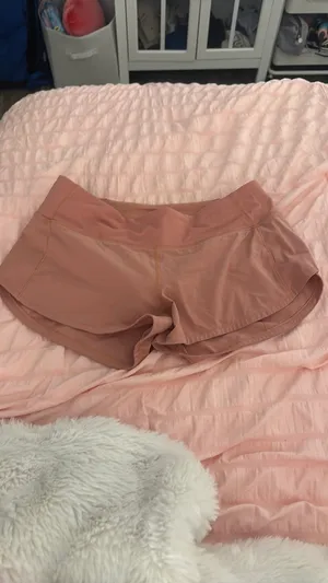 Pink Savannah Lululemon Speed Up Low-Rise Shorts 2.5" thumbnail 4