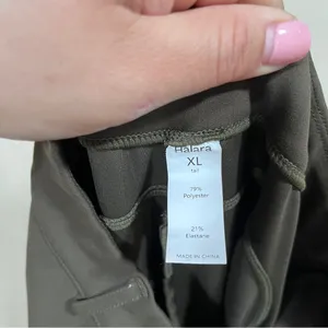 Halara DayStretch High Waisted Zipper Pockets Solid Slim Hiking s XL green EUC thumbnail 9