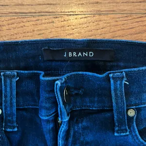 J Brand Blue Jeans thumbnail 2