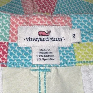Vineyard Vines Women’s Size 2 Multi Color Pastel Whale Print Patchwork Shorts thumbnail 4