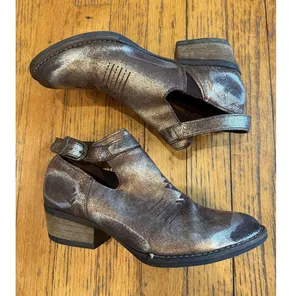 Sbicca Shoes Womens Size 6.5 Bronze Cutout Ankle Boots Western Buckle Leather thumbnail 5