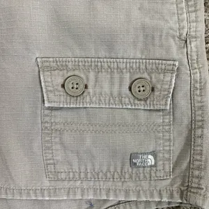 North Face 4” gray chino size 4” outdoor hiking shorts thumbnail 4