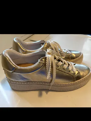 Dolce Vita Metallic Silver Lace-Up Platform Sneakers lennix 9.5 thumbnail 4