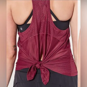 LULULEMON Miles Ahead Tank Top‎ Racerback Ruby Wine Small thumbnail 3
