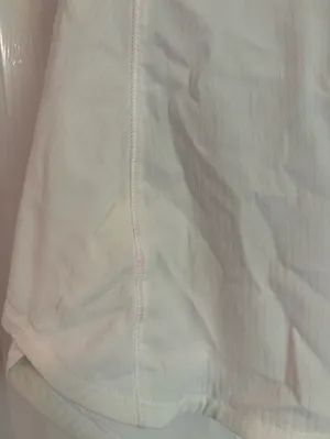 Size 6 Lululemon White High-Rise 4" speed up shorts thumbnail 4