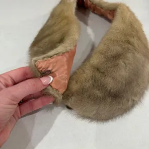 Vintage Mink Fur Collar Wrap Stole Womens Tan Brown Satin Lined Vintage Glamour thumbnail 5