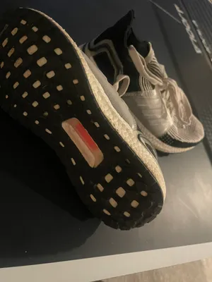 Boost Tennis-shoe thumbnail 3