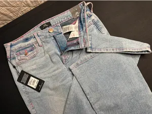 True Religion Jeans thumbnail 1