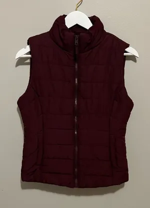 Aeropostale Women's Burgundy Quilted Puffer Vest thumbnail 1