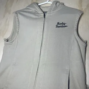 Harley Davidson Women's Full Zip Sleeveless Hoodie Vest Beige‎ Size Large thumbnail 2