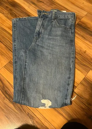 Levi’s High Waisted Straight Jeans thumbnail 1