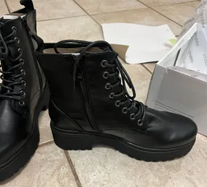 Story Boots Size 8.5 thumbnail 3