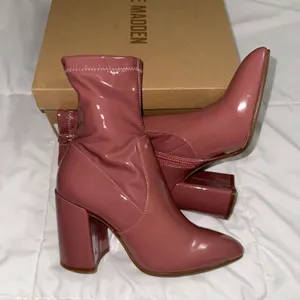 Steve Madden Multiply Rose Booties thumbnail 1