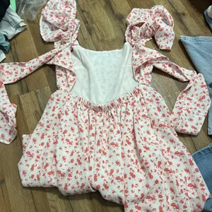 Francesca's Dress thumbnail 5