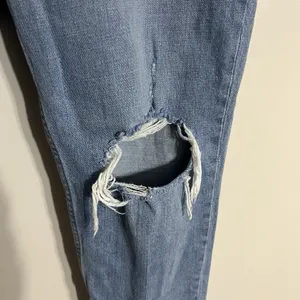 Abercrombie Fitch The Mom High Rise Jeans‎ Curve Love 28 6S Distressed thumbnail 3