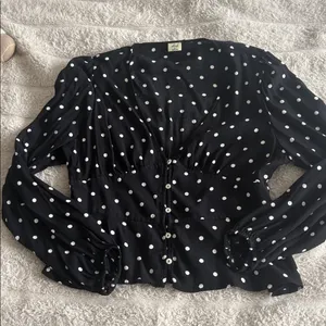 Aritzia Wilfred Top Size Medium Polka Dot thumbnail 1