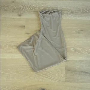 Princess Polly Midi Dress Strapless Henriette Size US0 Caramel thumbnail 4