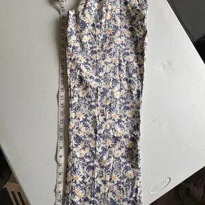 NWT RVCA blue and white floral wide leg pants Side Zipper Size 29 thumbnail 5