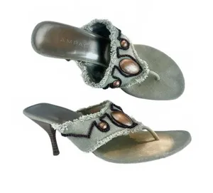 Y2K Rampage Breezy Thong Kitten Heel Sandals Embellished Vintage Women's Size 7 thumbnail 1