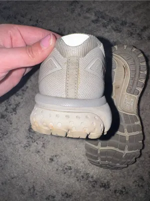 Brooks Ghost 12 Running Shoes thumbnail 6