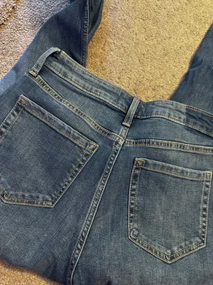 Abercrombie The Mom High Rise Jeans thumbnail 4