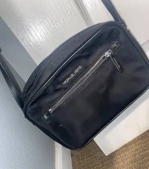 Michael Kors Black Crossbody Purse thumbnail 1