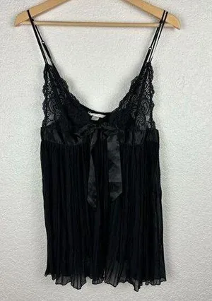 Victoria's Secret Womens Negligee Size Large Sheer Lace Sexy Romantic Nightgown thumbnail 1